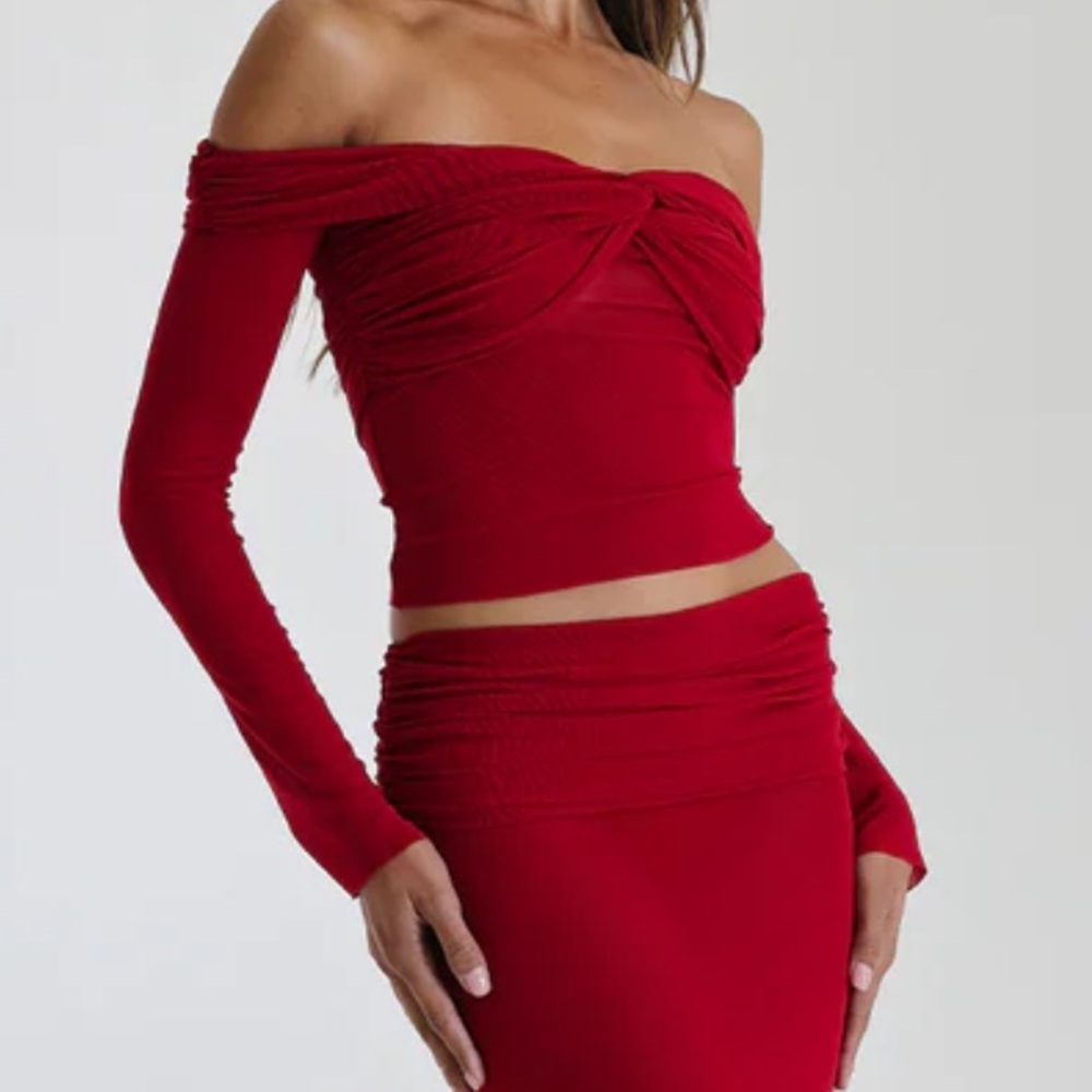 CHARLOTTE CROP